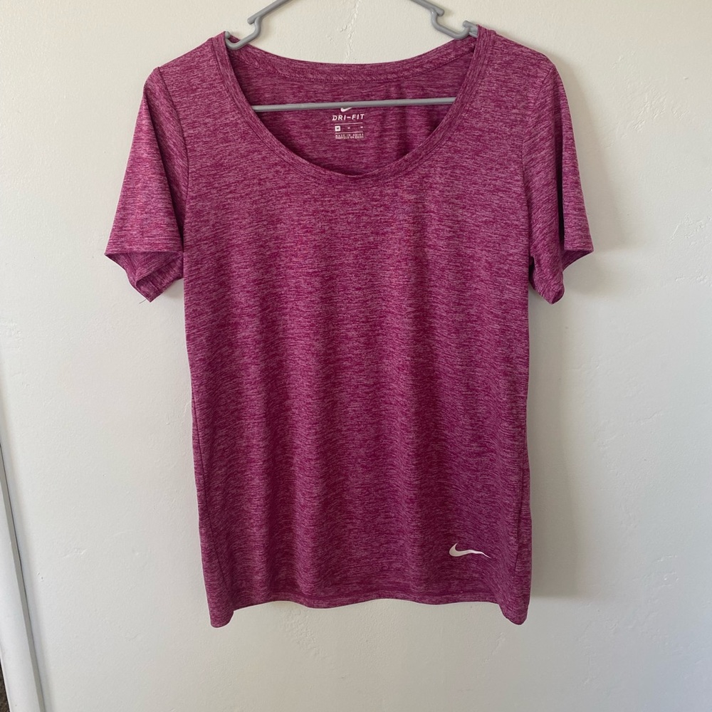 Nike sports purple shirt size medium